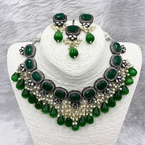 Kina Bottle Green Necklace Set - Gun Metal