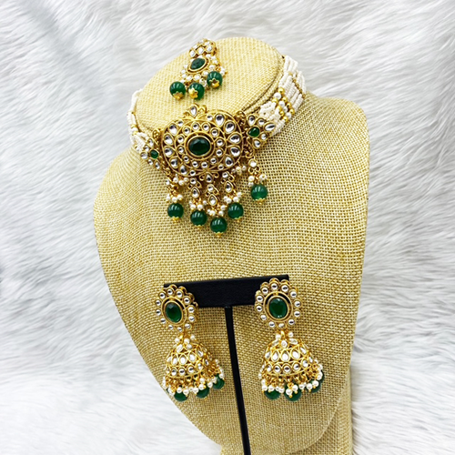 Ria Bottle Green Kundan Choker Necklace Set - Gold