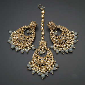 Maanvi Gold Diamante/Grey Beads Necklace Set - Antique Gold