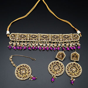 chipka hua necklace