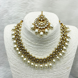 Diu Kundan Necklace Set - Gold  