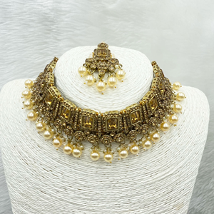 Veha Diamante Stone Necklace Set - Antique Gold