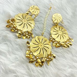 Bindya Gold Earring Tikka Set - Gold