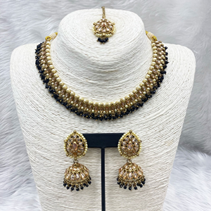 Kiu Black Necklace Set - Antique Gold