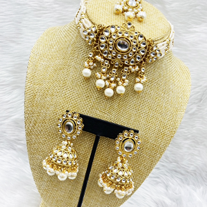 Ria White Kundan Choker Necklace Set - Gold